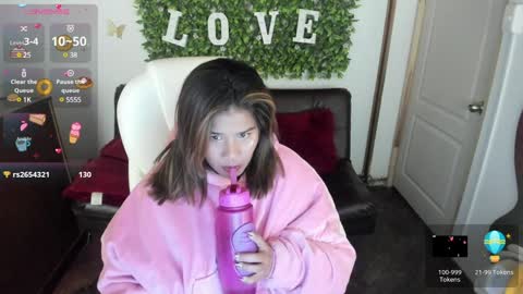 Enma clark online show from January 18, 7:59 am