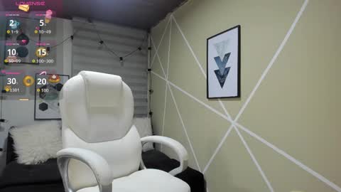 Enma clark online show from September 13, 4:01 am