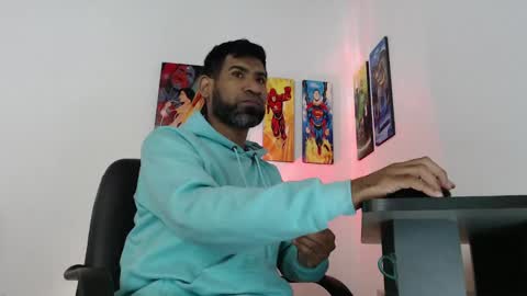 enriblack92 online show from December 30, 2:40 pm