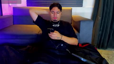 enrique online show from September 25, 11:58 am