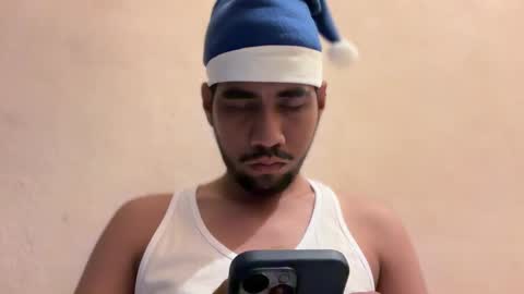 Snapshot of enriquegc197 chatting on December 25, 9:54 pm Enriquegc197 online show from December 25, 9:54 pm