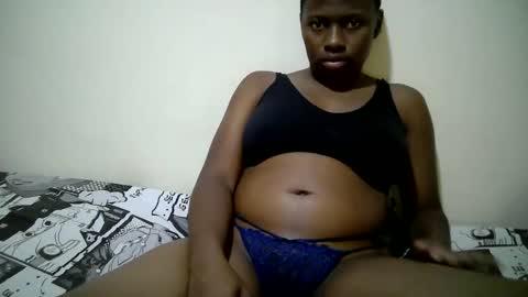 Snapshot of enter_dee chatting on February 24, 10:24 am Ell online show from February 24, 10:24 am