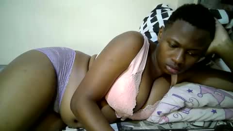 Ell online show from April 12, 8:19 am