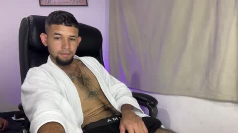 enyel_100 online show from April 9, 3:39 pm