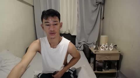 Snapshot of enzinoxx2024 chatting on October 1, 4:24 pm enzo online show from October 1, 4:24 pm