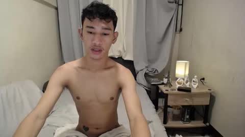 Snapshot of enzinoxx2024 chatting on October 4, 7:01 pm enzo online show from October 4, 7:01 pm