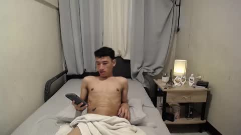 Snapshot of enzinoxx2024 chatting on October 7, 12:19 am enzo online show from October 7, 12:19 am