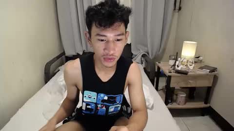 Snapshot of enzinoxx2024 chatting on October 29, 5:47 pm enzo online show from October 29, 5:47 pm