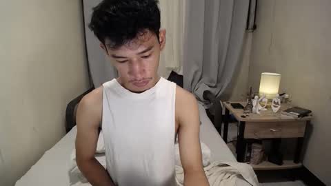 Snapshot of enzinoxx2024 chatting on November 4, 4:17 pm enzo online show from November 4, 4:17 pm