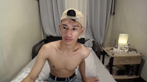 Snapshot of enzinoxx2024 chatting on November 18, 11:14 am enzo online show from November 18, 11:14 am