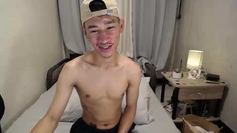 Snapshot of enzinoxx2024 chatting on November 27, 12:29 pm enzo online show from November 27, 12:29 pm