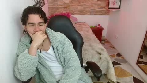 Enzo online show from April 2, 12:14 pm