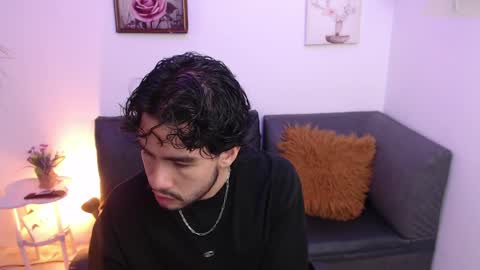 Enzo online show from April 8, 12:38 pm