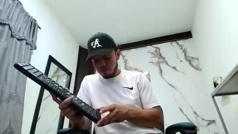    online show from February 1, 4:11 am