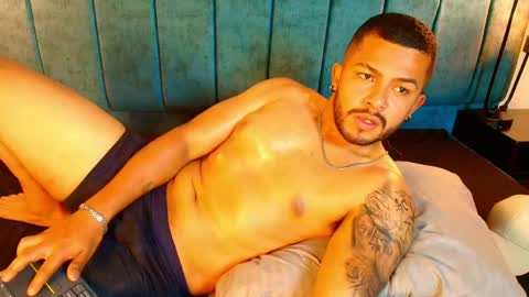 Enzo Vitale online show from April 14, 8:04 pm