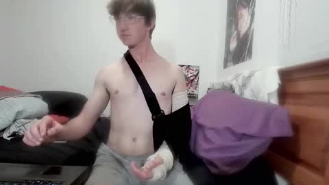 Snapshot of epicdstone chatting on January 12, 12:38 am EpicDStone online show from January 12, 12:38 am