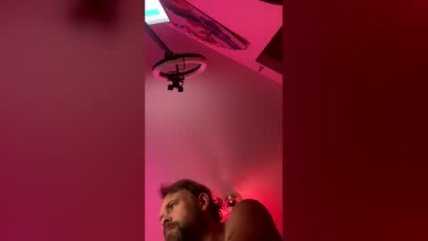 slutcouple online show from April 16, 11:11 am