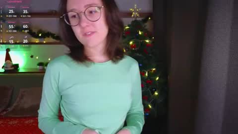 Snapshot of epifaniatoedebusch chatting on December 22, 1:13 am Kira online show from December 22, 1:13 am