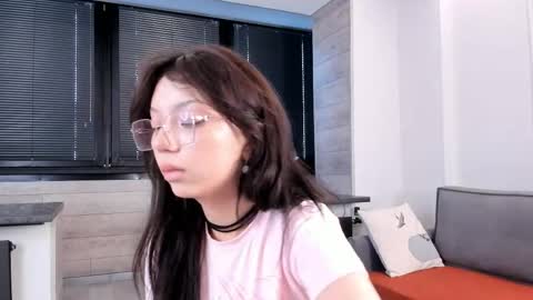 Ayami online show from May 19, 1:56 am