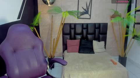 epril_zoyert online show from March 20, 7:30 pm