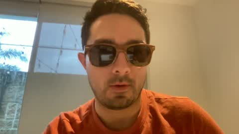 Snapshot of eraofans_mate chatting on June 14, 1:03 am eraofans_mate online show from June 14, 1:03 am