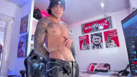 Snapshot of eren_blade_ chatting on October 5, 2:54 am Tht BOSS Eren online show from October 5, 2:54 am