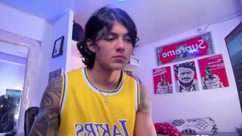 Snapshot of eren_blade_ chatting on October 26, 12:38 am Tht BOSS Eren online show from October 26, 12:38 am