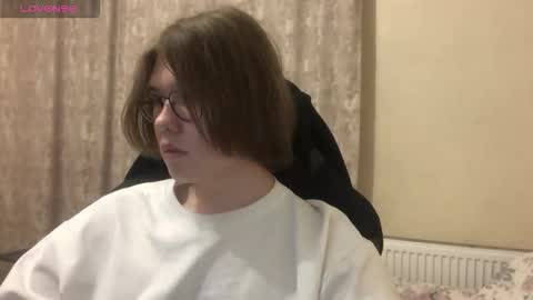 haru moon online show from March 4, 11:33 pm