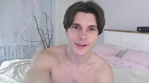 Eric Crush online show from March 18, 4:04 am