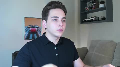 Snapshot of eric_ether chatting on October 17, 8:11 pm Eric online show from October 17, 8:11 pm