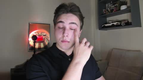 Snapshot of eric_ether chatting on November 24, 8:19 pm Eric online show from November 24, 8:19 pm