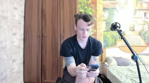 Snapshot of eric_the_vikking chatting on September 25, 7:34 am Eric online show from September 25, 7:34 am