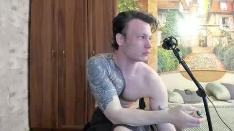 Snapshot of eric_the_vikking chatting on September 29, 3:22 am Eric online show from September 29, 3:22 am