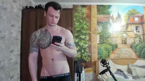 Snapshot of eric_the_vikking chatting on October 28, 12:19 pm Eric online show from October 28, 12:19 pm