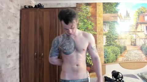 Snapshot of eric_the_vikking chatting on November 8, 2:01 am Eric online show from November 8, 2:01 am