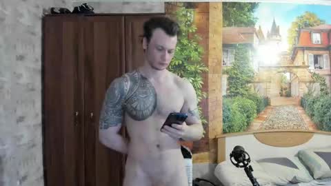 Snapshot of eric_the_vikking chatting on November 19, 3:01 pm Eric online show from November 19, 3:01 pm