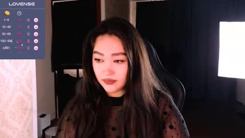 Snapshot of erica_wayne chatting on November 5, 6:57 am Erica Wayne online show from November 5, 6:57 am