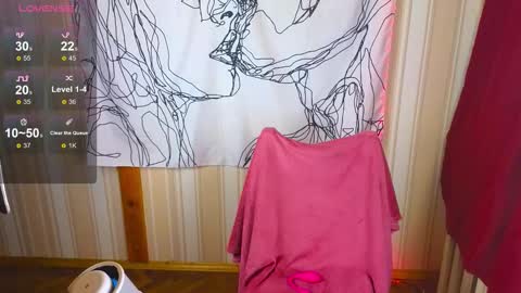 Snapshot of erica_winterr chatting on November 15, 4:32 am Erica Winterr online show from November 15, 4:32 am