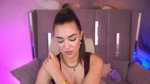 Erica online show from July 16, 4:35 pm
