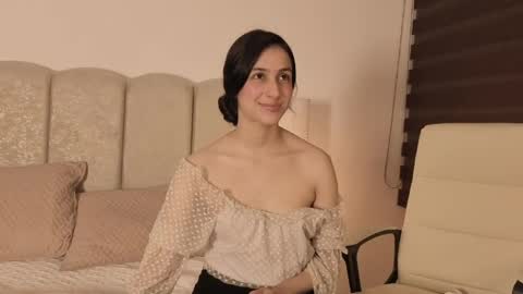 Dayanna online show from May 11, 4:18 am