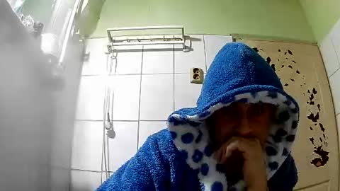 eric online show from December 6, 12:38 pm