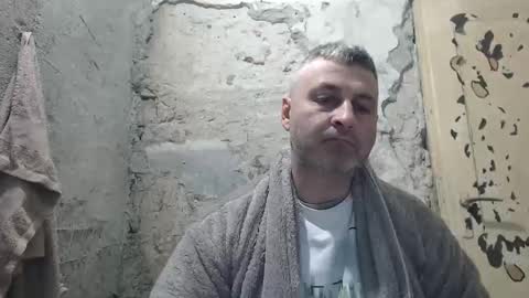 eric online show from March 25, 2:06 am