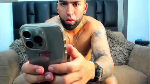 Snapshot of erick_blake_ chatting on July 23, 9:51 am my online show from July 23, 9:51 am
