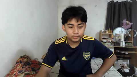 Snapshot of erick_cummer30 chatting on June 16, 7:44 am erick_cummer30 online show from June 16, 7:44 am