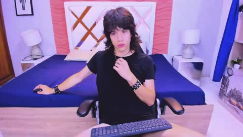 Snapshot of erick_ferrer chatting on May 2, 10:26 pm erick_ferrer online show from May 2, 10:26 pm