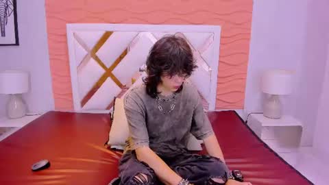 erick_ferrer online show from June 19, 10:57 pm