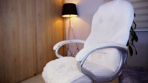 Erick Thompson online show from December 12, 11:58 pm