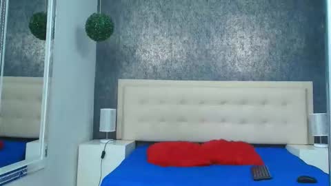   online show from November 9, 4:22 am