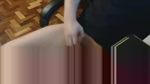 Snapshot of erickblink chatting on September 22, 3:52 am erickblink online show from September 22, 3:52 am