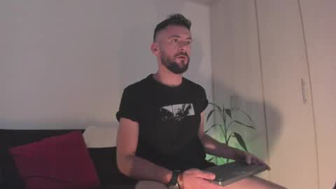 erickpritz_xh online show from April 5, 6:49 pm